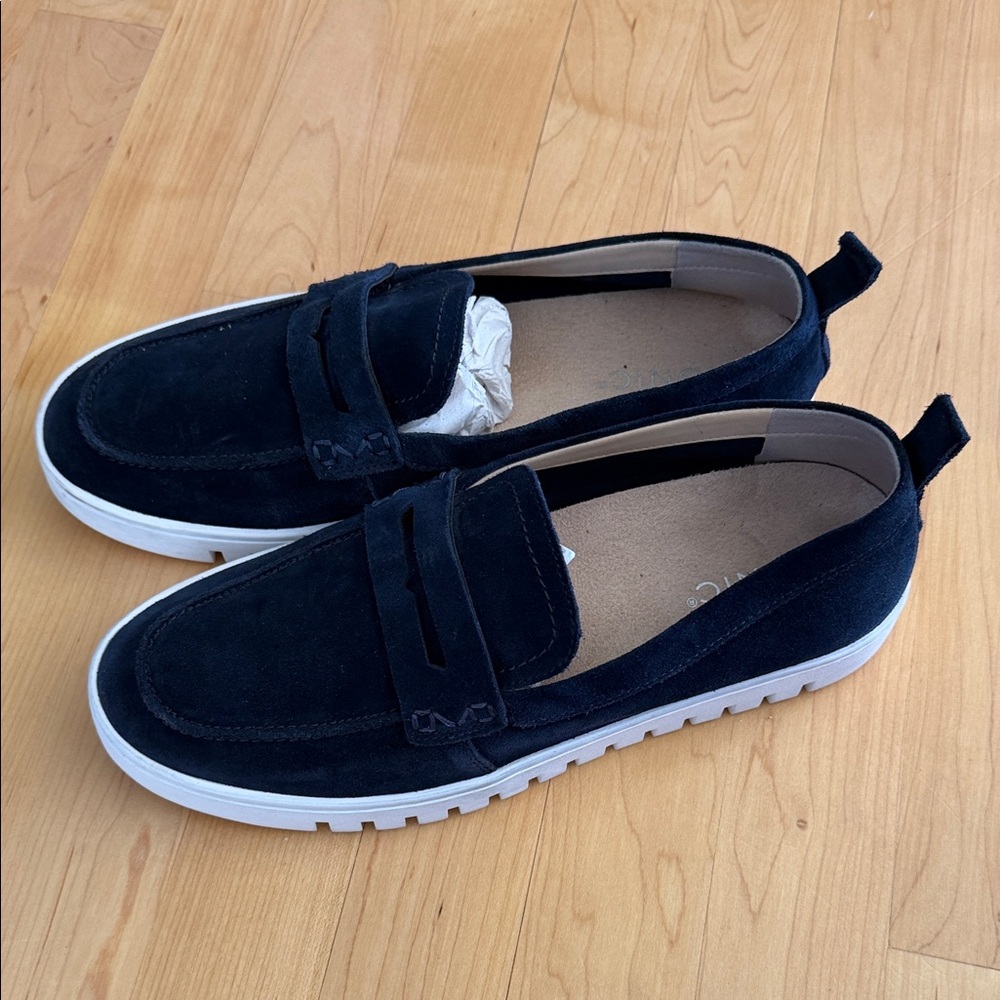 Vionic Dark Blue Suede Women's Loafers 8.5